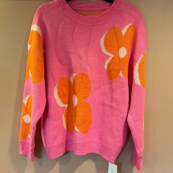 Women's Pink Floral Crewneck Sweater - Casual Oversized Knit - Picture 4 of 11